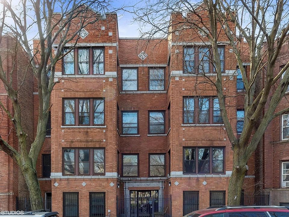 1st image of 1940 N Humboldt Blvd #3S