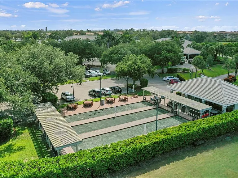 9200 Highland Woods Blvd #1103 — Photo 43