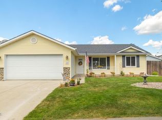 2459 W Warwick Ct, Hayden Lake, ID 83835