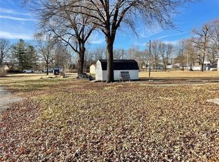 Mariner Rd, Trenton, MO 64683