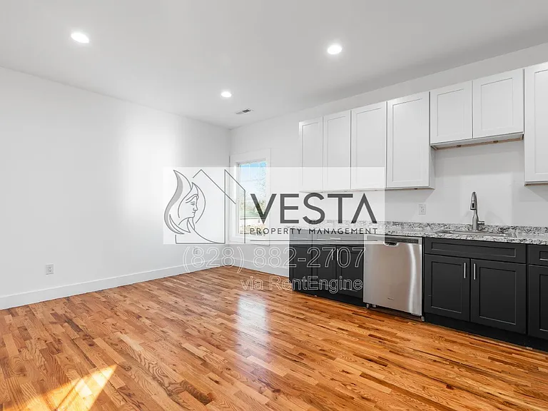510 Deaverview Rd — Photo 14