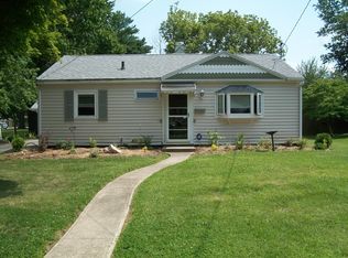811 Hickory St, Marshall, IL