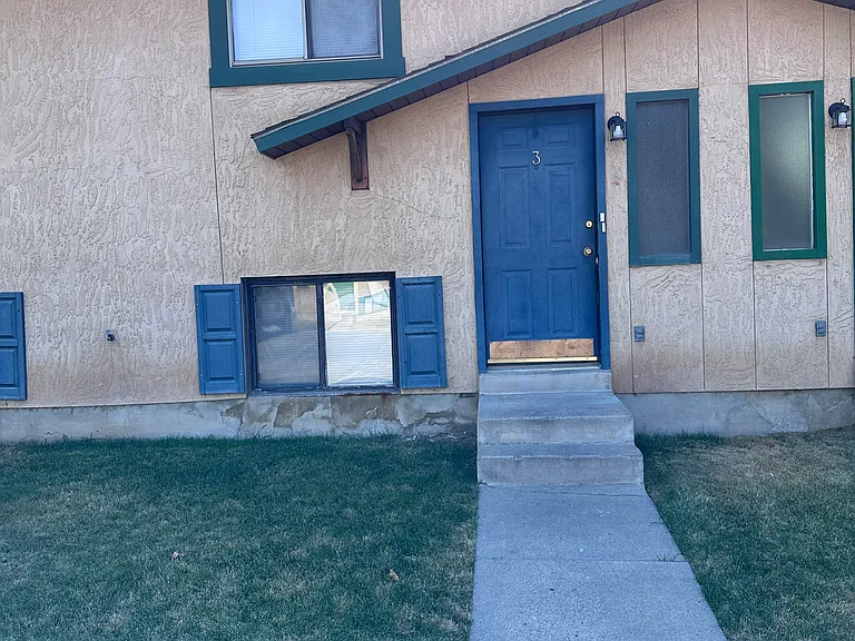 984 N 150 W #3 — Photo 2