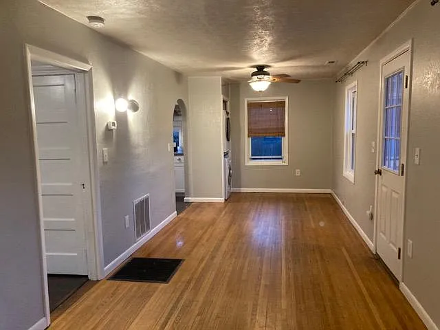 1 bed, 500 sqft, $2,000 — Photo 3