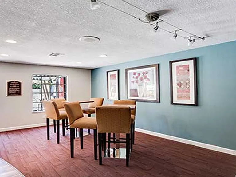 Waterstone Alta Loma Apartments — Photo 10