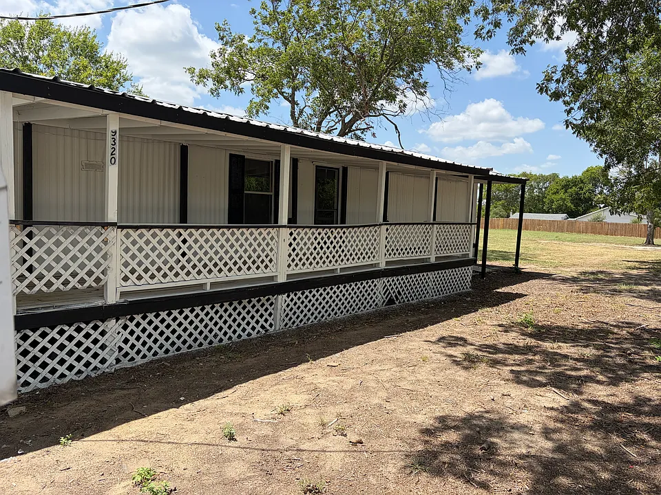 9320 S FM 148