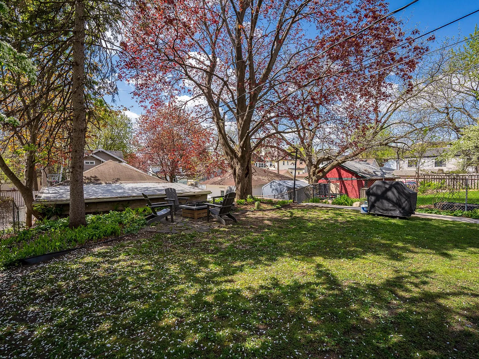 3 bed, 1808 sqft, $4,200 — Photo 3