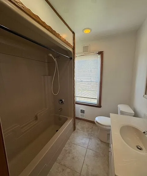 134 Woodward Ave #2 — Photo 11