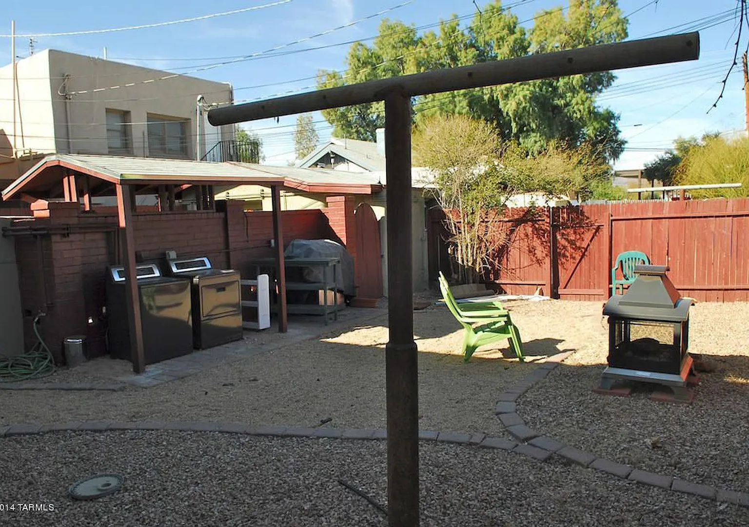 Spacious 3-Bedroom Home in Central Tucson — Photo 2