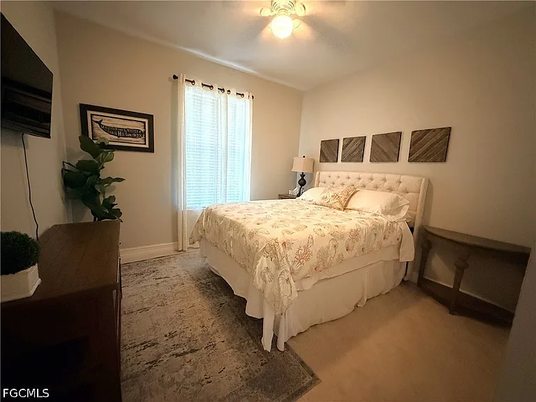 3920 King Edwards St — Photo 12
