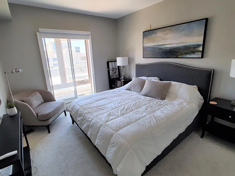 450 J St #7151 — Photo 21