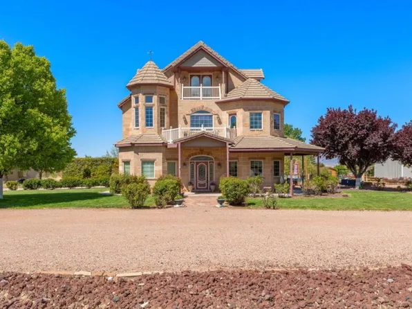 885 N Old Farms Rd, Dammeron Valley, UT 84783