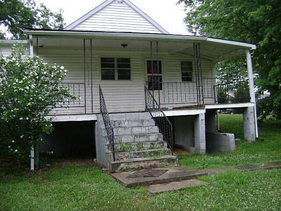 1st image of 281 E Kentucky Ave