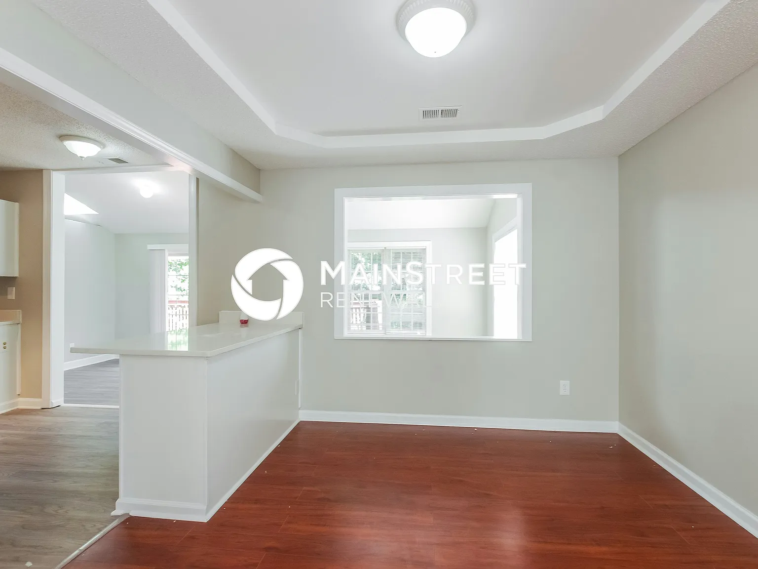 13841 Poppleton Ct — Photo 4