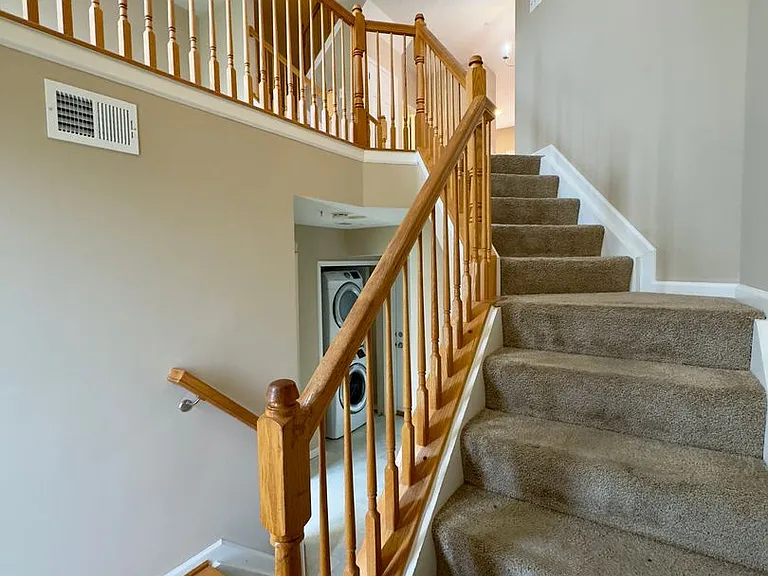 618 Snowberry Way — Photo 3
