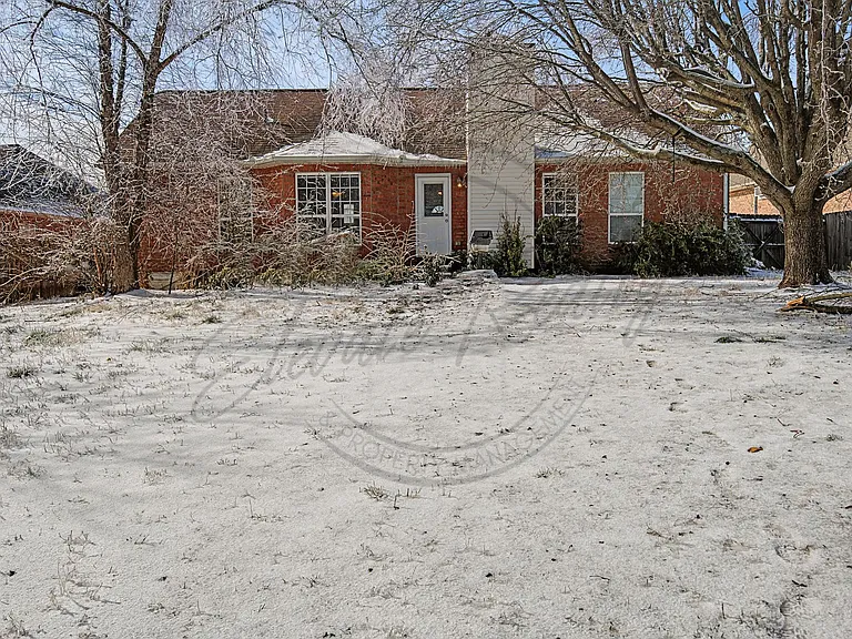 105 Edgeview Dr — Photo 25