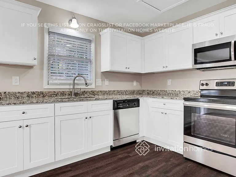 1658 Pine Glen Cir — Photo 9
