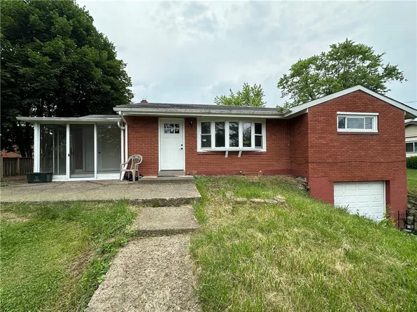 312 Ewings Mill Rd, Coraopolis, PA 15108