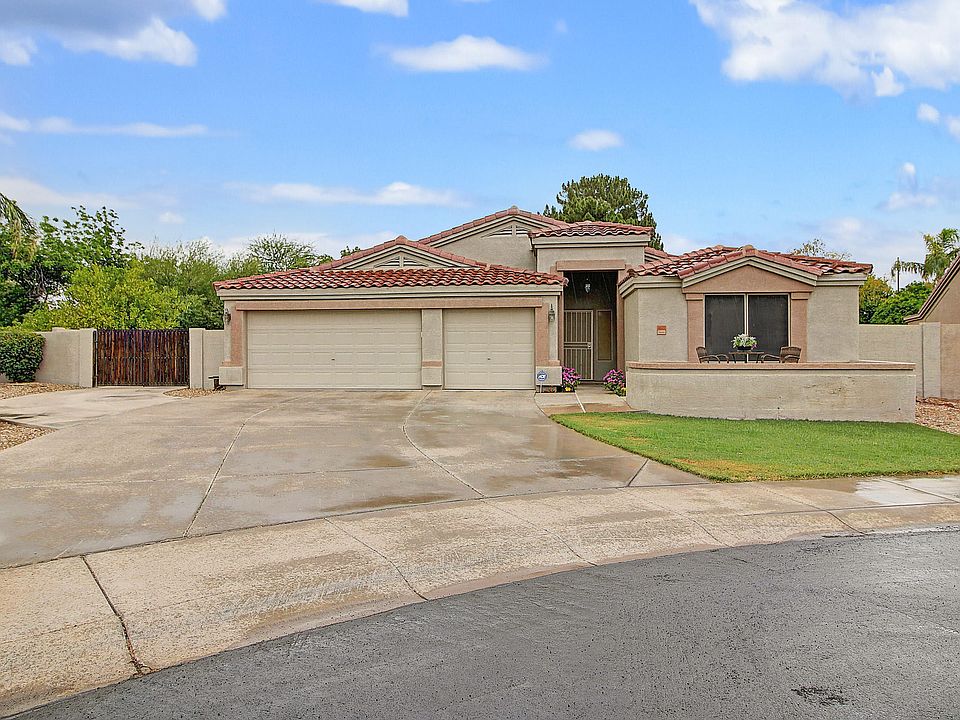 1st image of 6125 N 83rd Dr