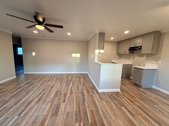 3rd image of 445 County Rd APT C