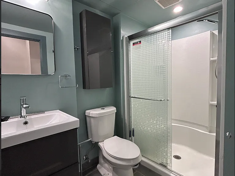 36 E Utica St #1-D — Photo 5