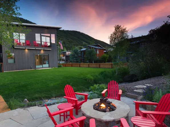 520 Redmond St, Jackson, WY 83001