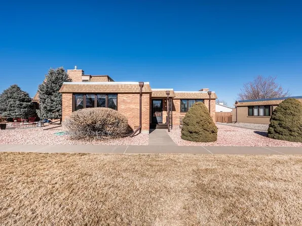 46 Regency Blvd, Pueblo, CO 81005