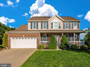 478 Brandenburg Dr, Falling Waters, WV 25419