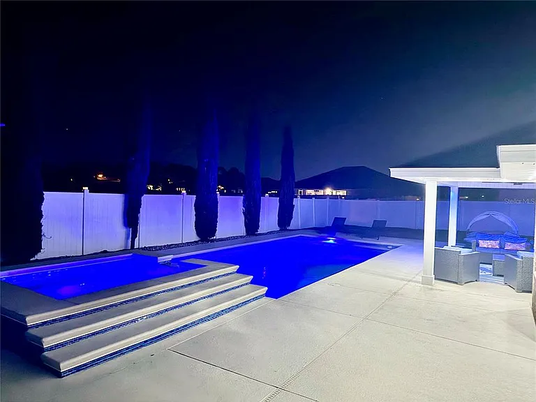 6248 SW 48th Ave — Photo 10