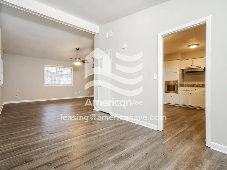 1469479_005_wm_-_dining_room_12905235.jpg