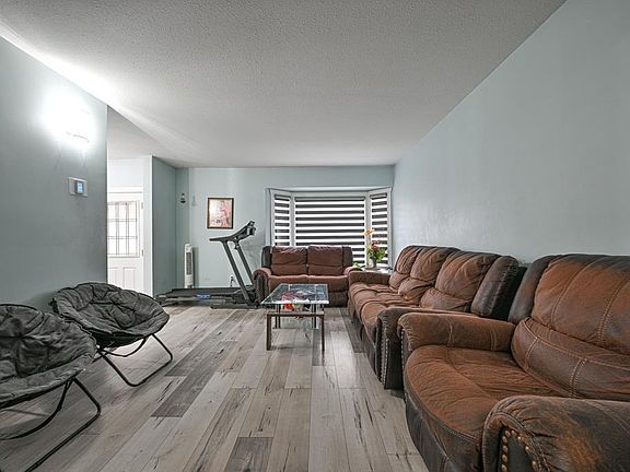 4th image of 14346 68b Ave