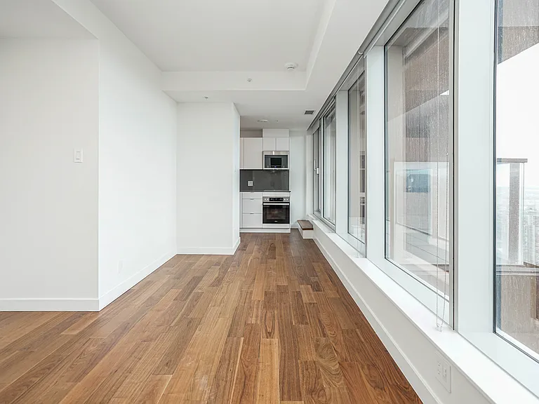 Calgary House — Photo 23