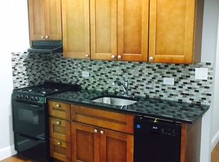 2255 41st St APT 3, Astoria, NY 11105