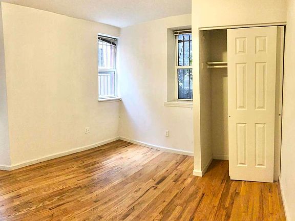 4th image of 258 W 73rd St #A4