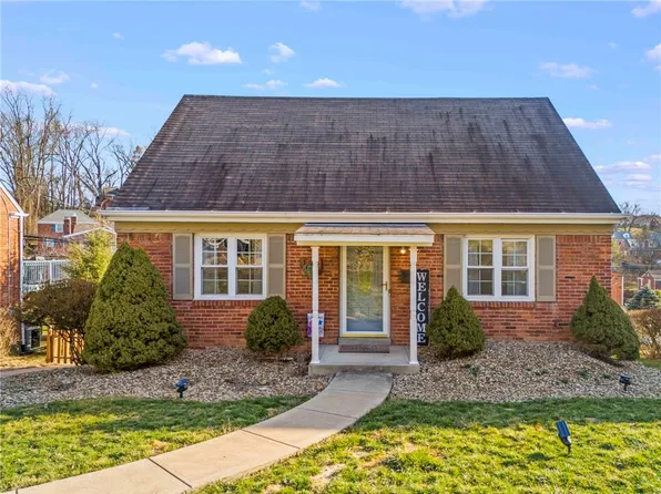 196 Senate Dr, Pittsburgh, PA 15236