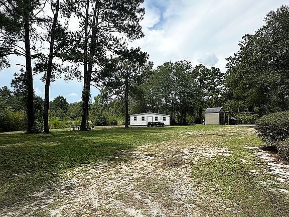 3rd image of 111 Baldree Dr
