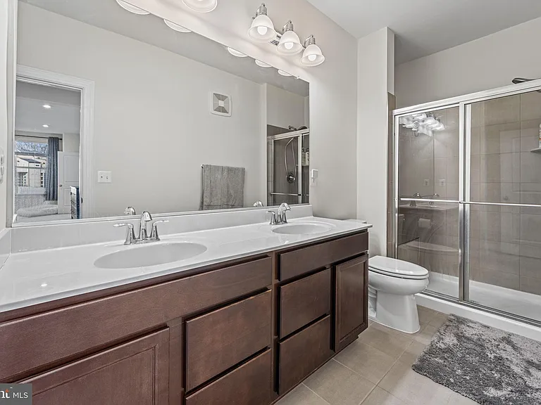 12384 Azure Ln — Photo 23