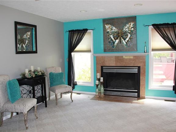 3rd image of 18 Scarlet Pine Cir