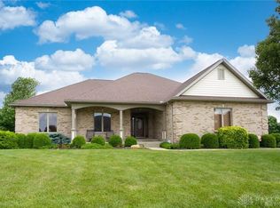 2659 Stonebridge Dr, Troy, OH 45373