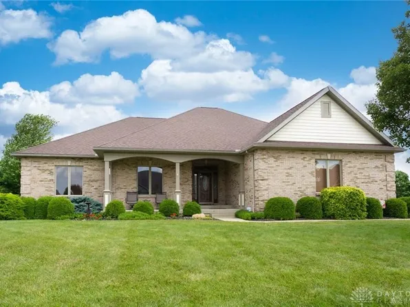 2659 Stonebridge Dr, Troy, OH 45373