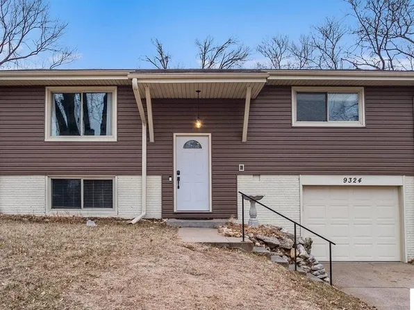 9324 Laurel Ave, Omaha, NE 68134