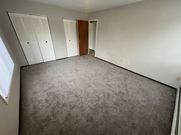 Williamsburg Flats 240, 240 Williamsburg Dr APT 2, Thiensville, WI 53092