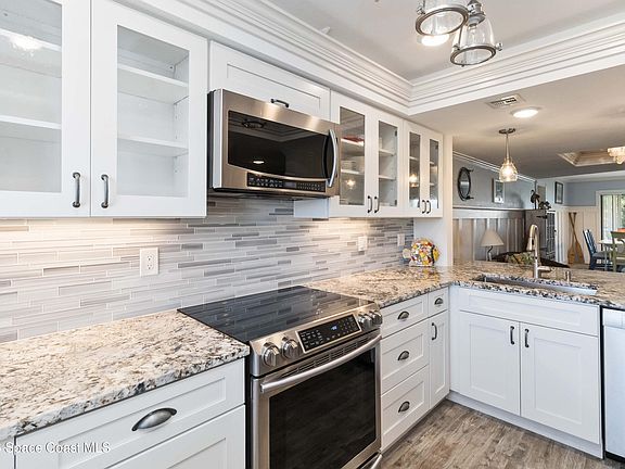 5th image of 3060 N Atlantic Ave APT 210
