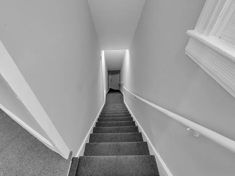 149 W Ridge St #3A — Photo 3