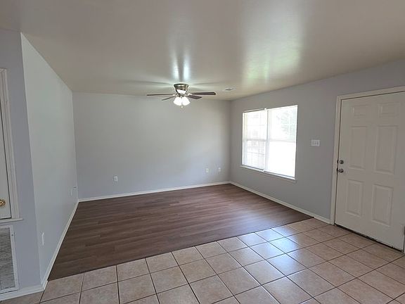 2nd image of 108 Poplar St