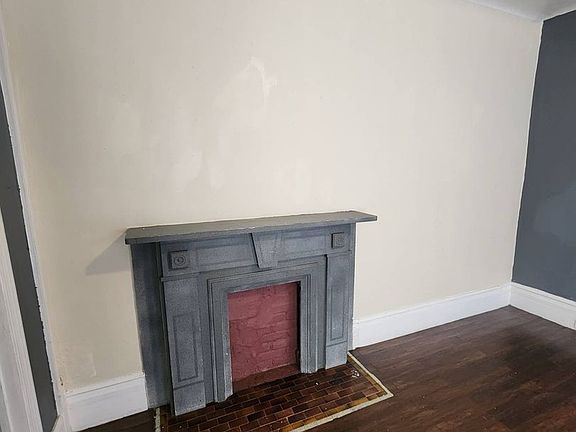 2nd image of 3200 Denison Ave Unit 1