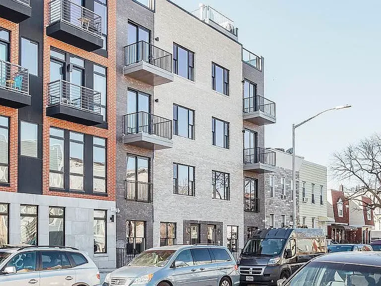85 Stanhope St #1A — Photo 17