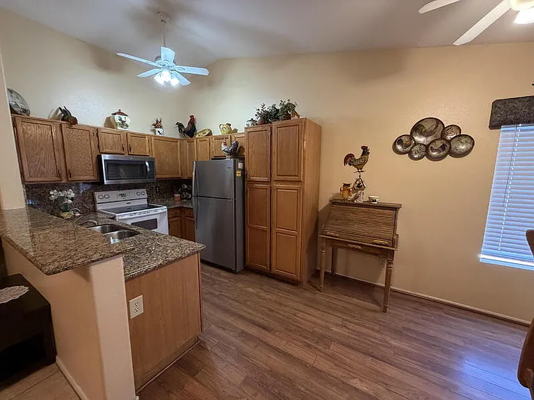 6761 S Oakmont Dr — Photo 5