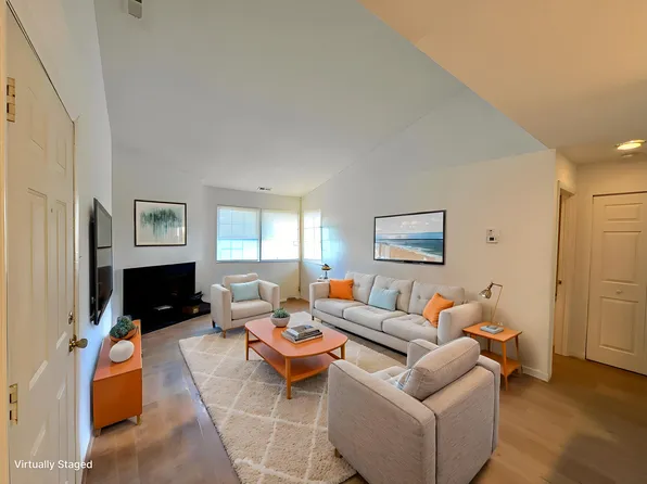 95 Driftwood Ct, Absecon, NJ 08205