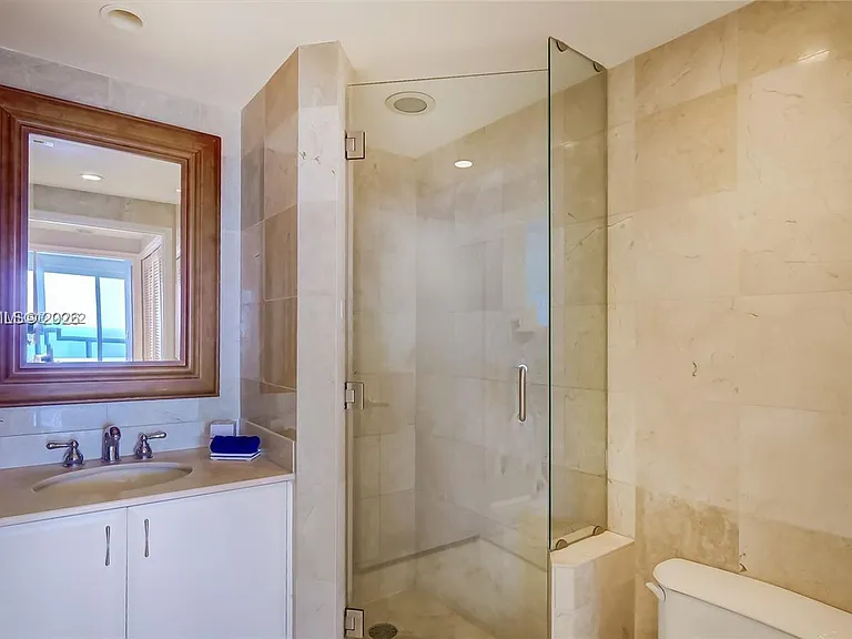 6365 Collins Ave #3802 — Photo 17